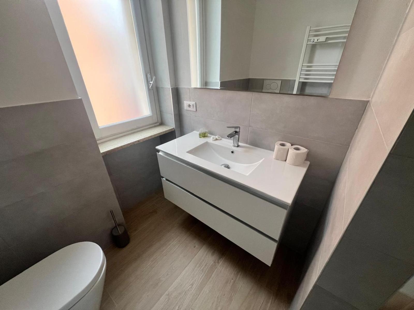 Domusmi Bordighera 32 Milano Esterno foto